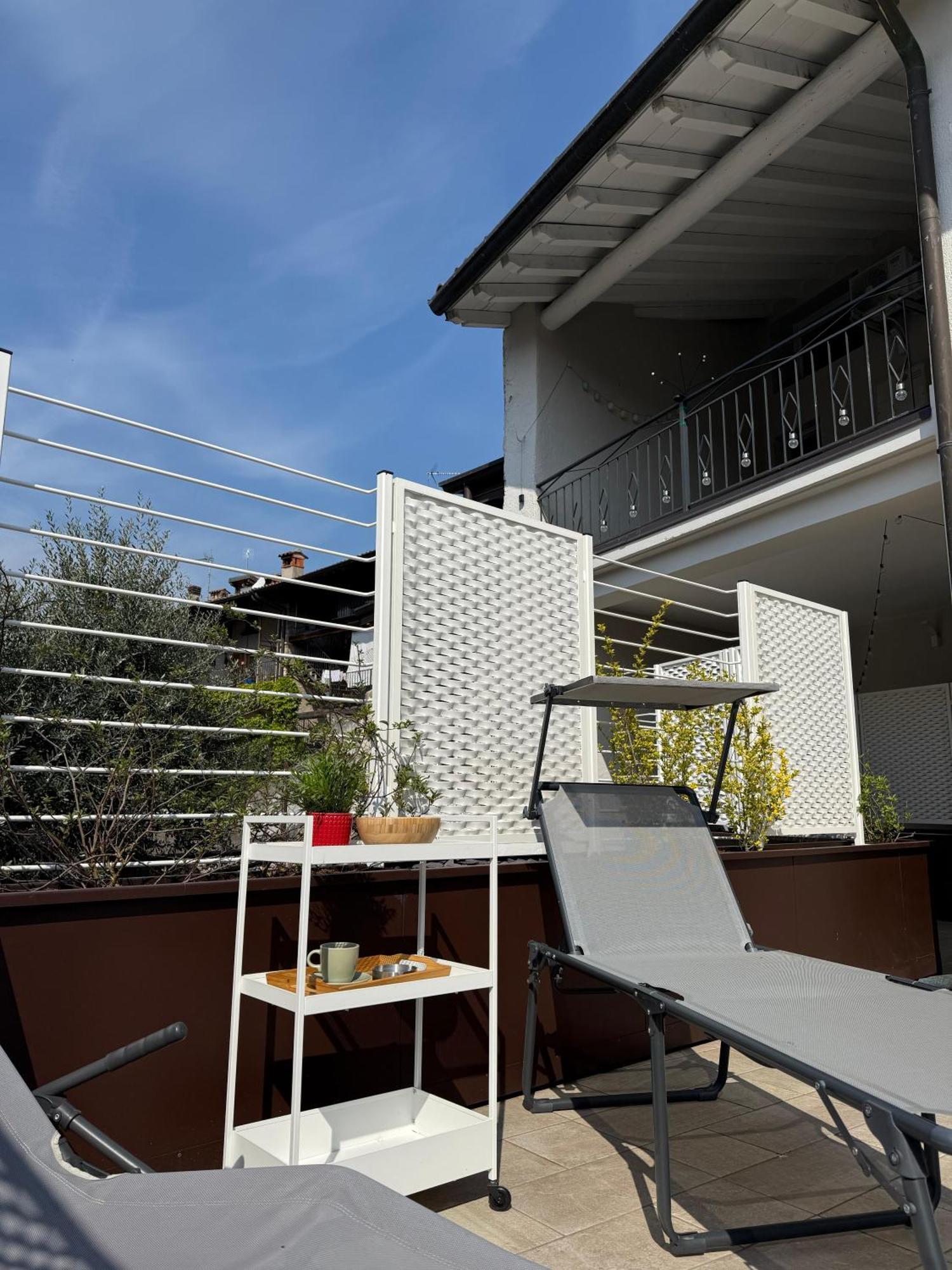 La Finestra Sul Garda Dreaming Holidays San Felice del Benaco Exterior foto